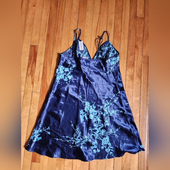 La Vie en Rose slip dress and matching robe in blue and size Small - Picture 2 of 6